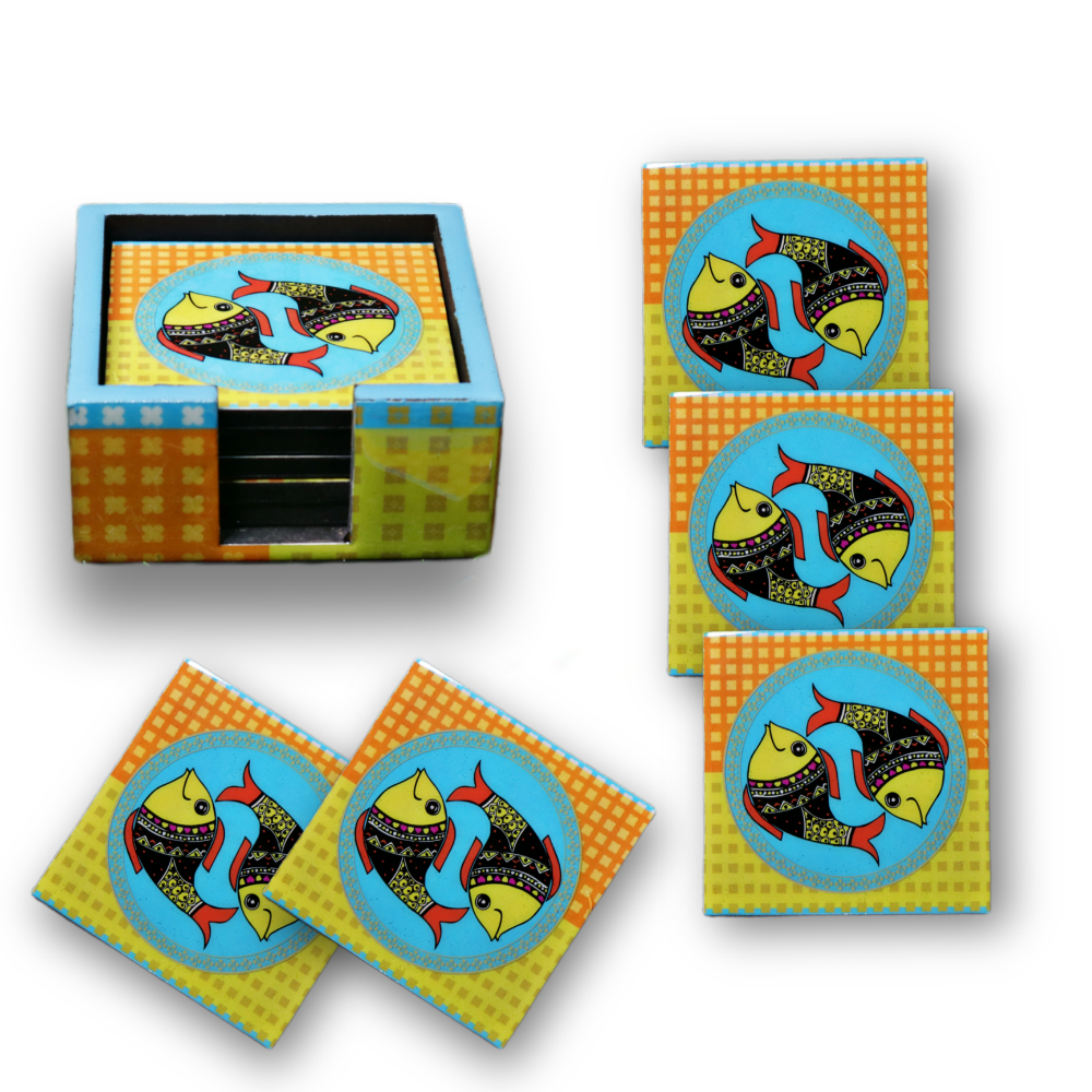 Annuttama Madhubani Combo Set of Couple Fish Printed Pine Wood Tray & Coasters